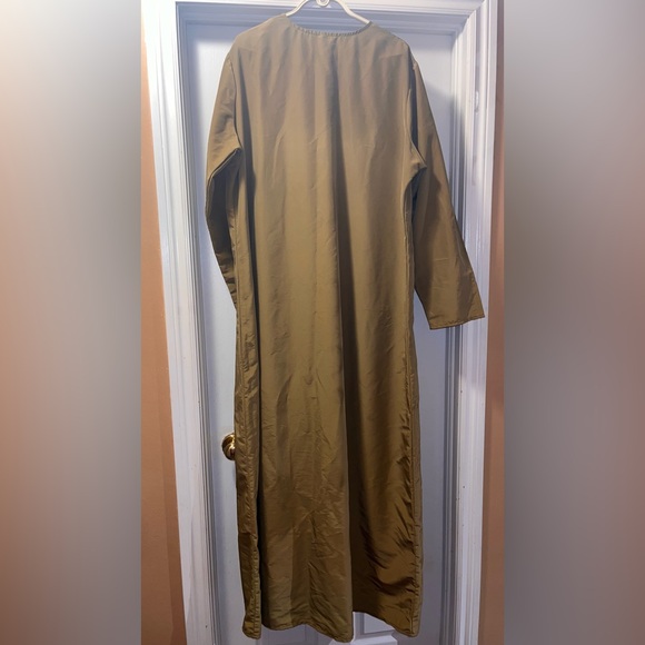 Beautiful abaya - Picture 2 of 3